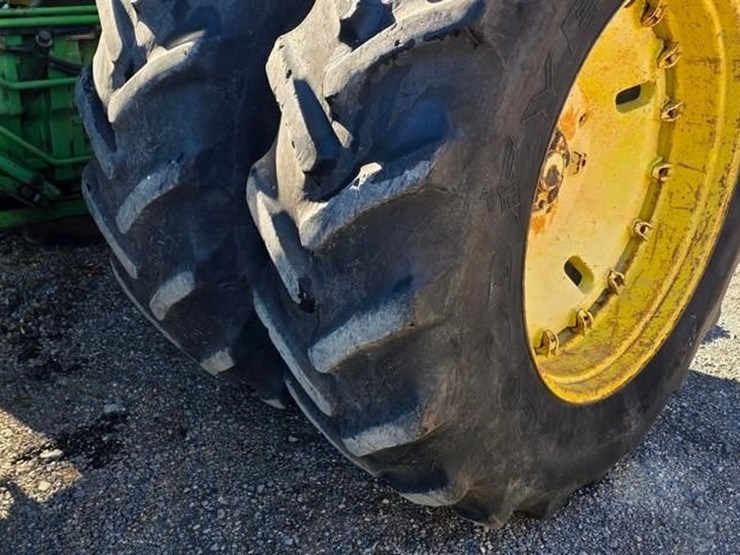 john-deere-8850-image-36