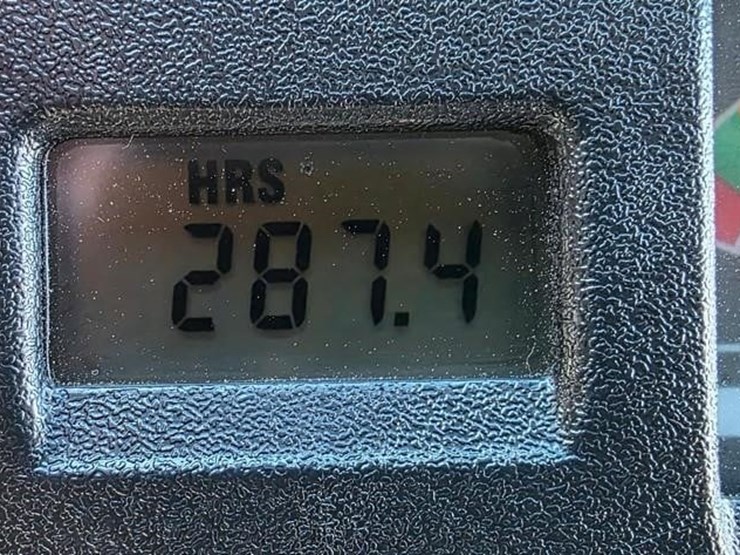 2010-bobcat-toolcat-5600-image-79