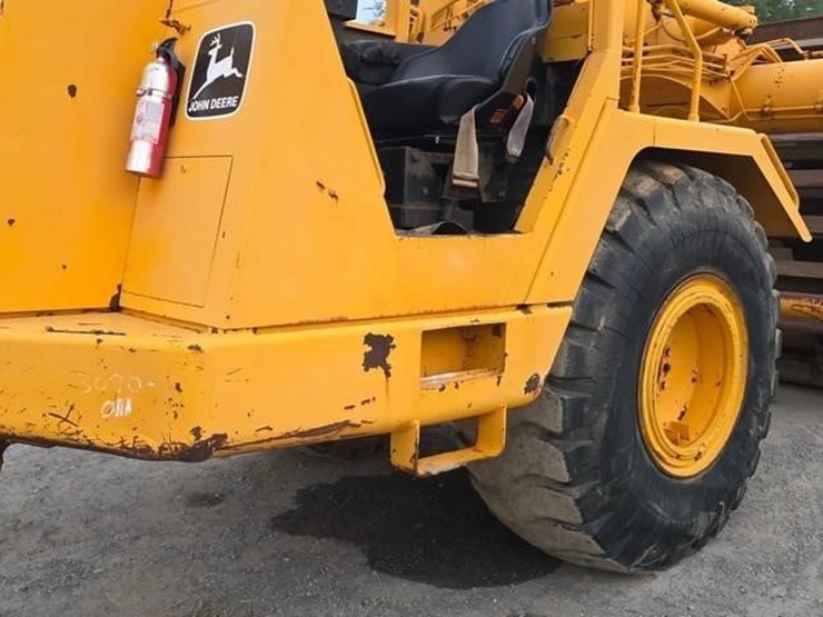 1984-deere-762a-image-6