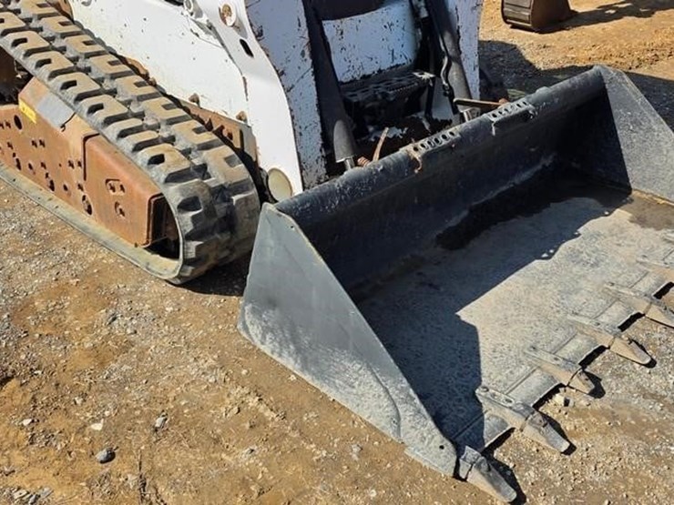 2016-bobcat-t650-image-6