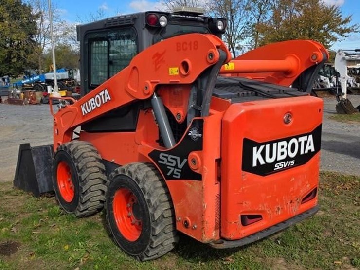 2019-kubota-ssv75-image-3