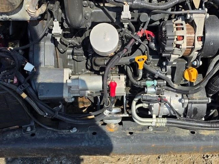 2019-bobcat-t650-image-42