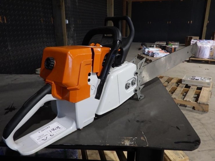 holzforma-440-chainsaw-28"-bar-image-1
