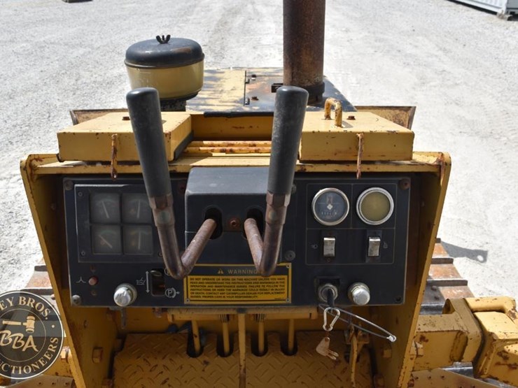 1993-caterpillar-d4c-ii-46733-image-41