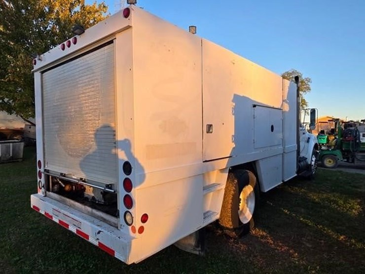 2006-ford-f750-sd-image-4