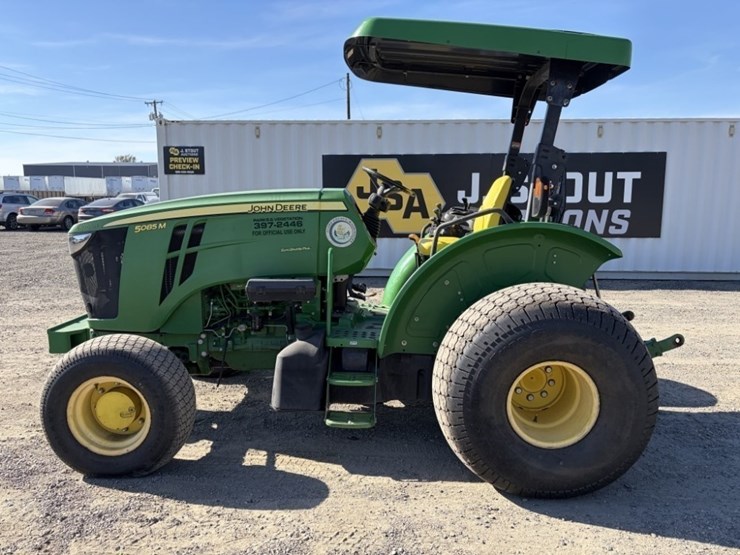 2013-john-deere-5085m-image-7