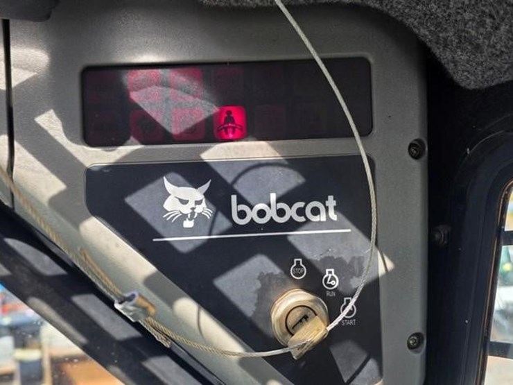 1999-bobcat-773g-image-61