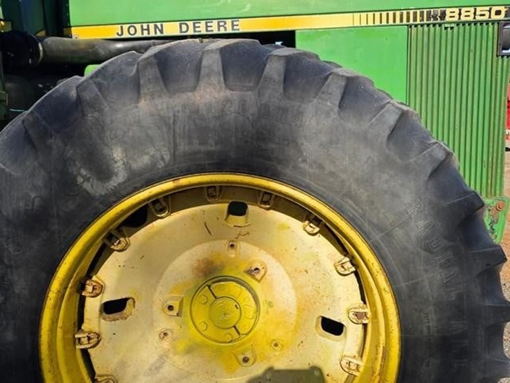 john-deere-8850-image-9