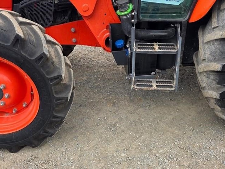 2017-kubota-m5-091d-image-13