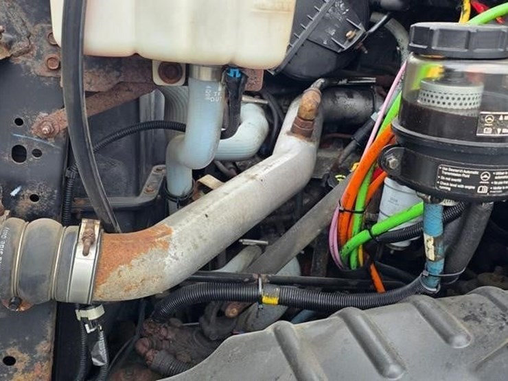2007-gmc-topkick-c8500-image-36