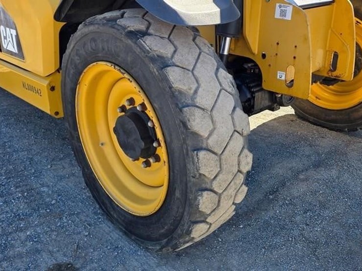 2018-caterpillar-tl642d-image-30