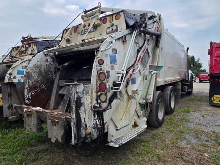2012-international-workstar-7600-image-4