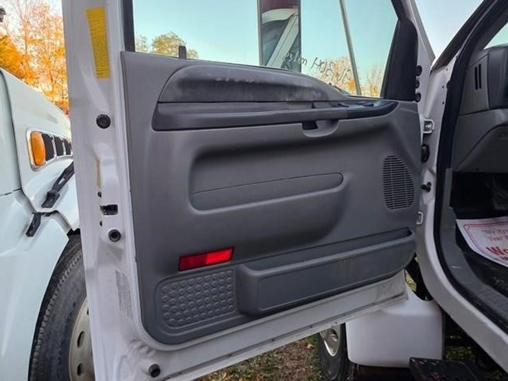 2006-ford-f750-sd-image-60