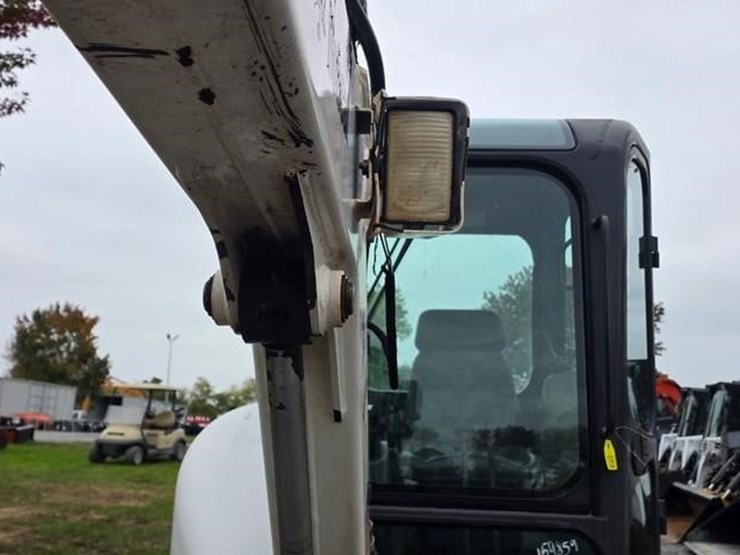 2009-bobcat-425-image-33