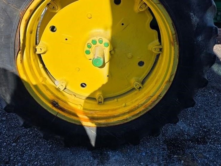 1972-john-deere-2520-image-12