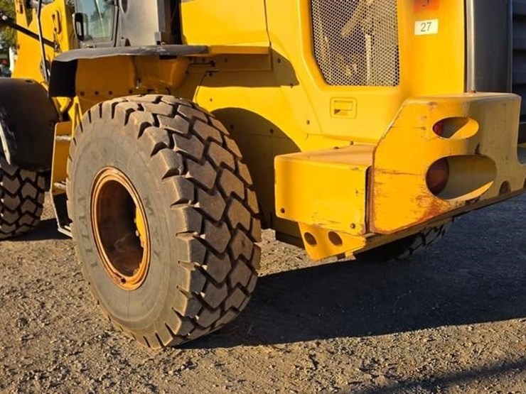 2015-caterpillar-938m-image-29