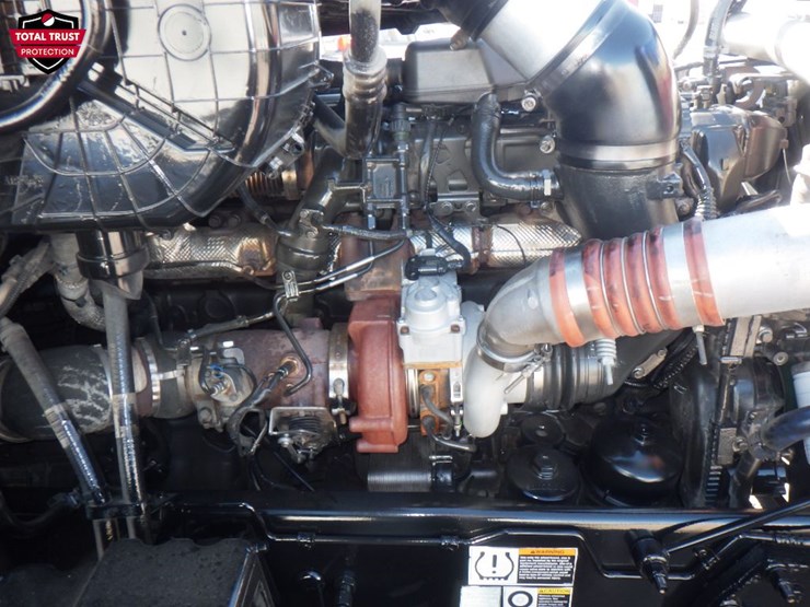 2020-peterbilt-579-image-26