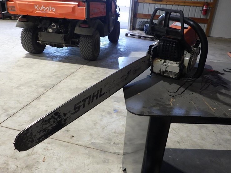 stihl-034dav-chainsaw-28"-bar-image-3