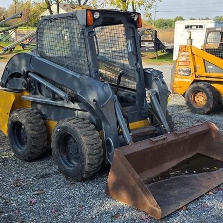 2014 NEW HOLLAND L218