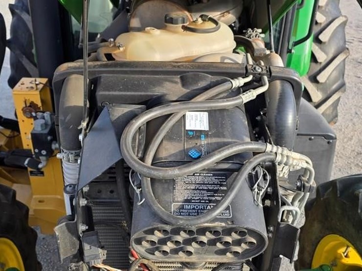 2019-john-deere-5100e-image-49