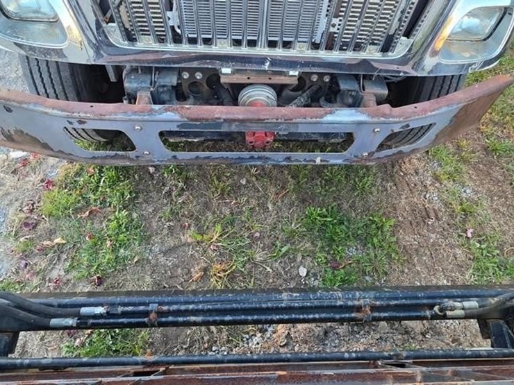 2006-international-durastar-4300-image-31