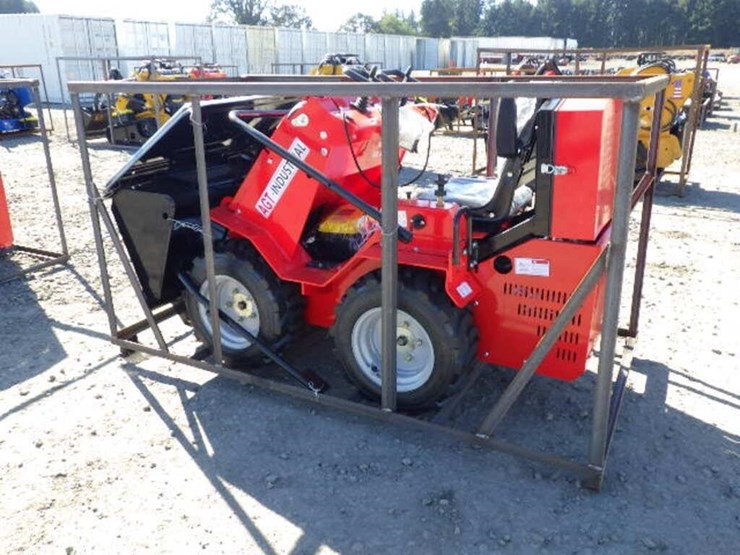 2026-agt-sda-140w-skid-steer-loader-image-2