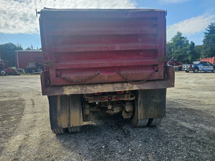 #15804-•-1998-mack-rd688s-dump-truck-image-23