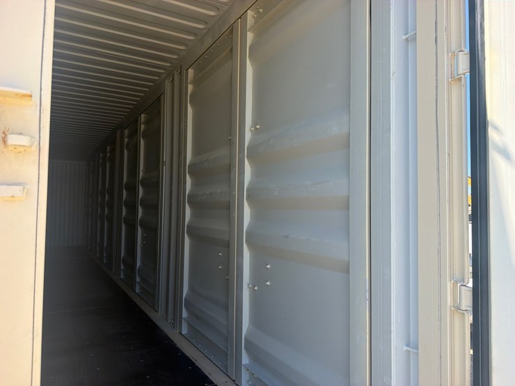#47217-•-40ft-shipping-container-image-6