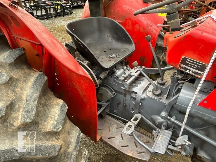 massey-ferguson-240-image-23
