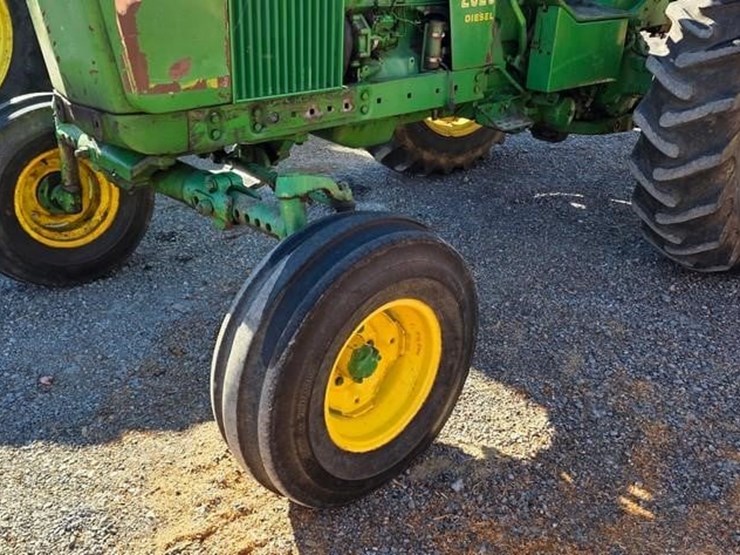 1972-john-deere-2520-image-27