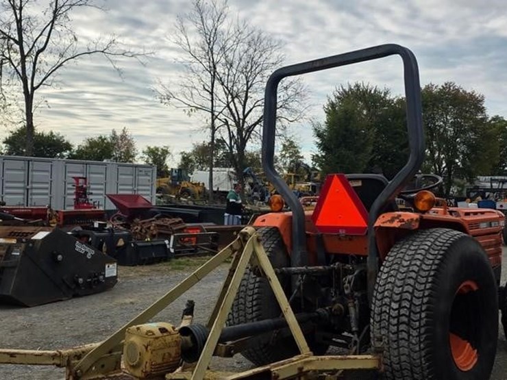 kubota-b8200-image-16