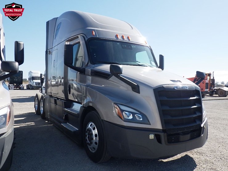 2024-freightliner-cascadia-126-image-3