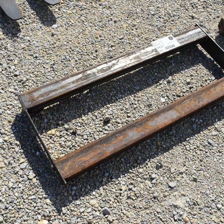 KIT CONTAINERS SKID STEER WELD-ON PLATE 47530