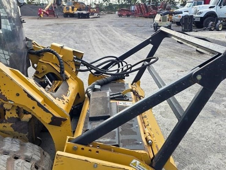 2019-caterpillar-299d2-xhp-image-9