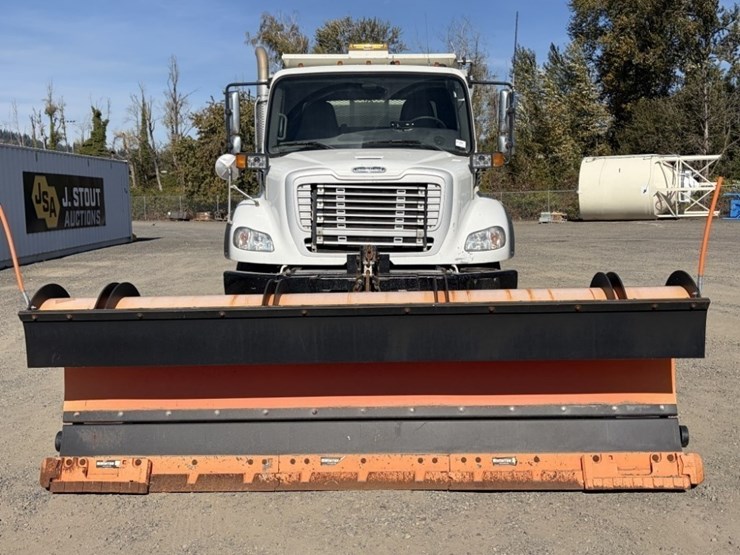 2012-freightliner-m2-t/a-dump-truck-image-8