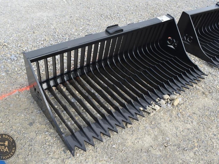 kit-containers-skeleton-rock-bucket-attachment-47504-image-1
