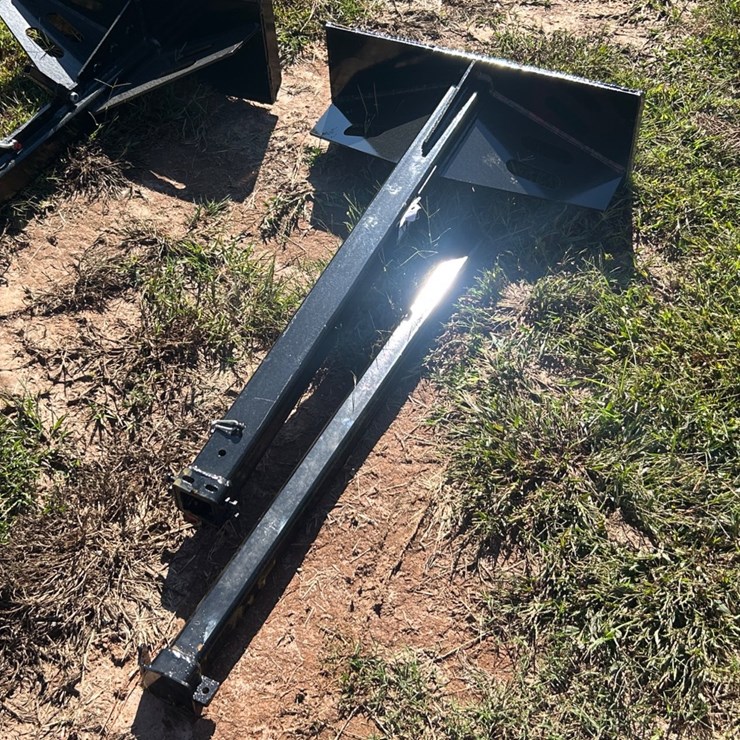 #192 • Mini Skid Steer Telescopic Boom