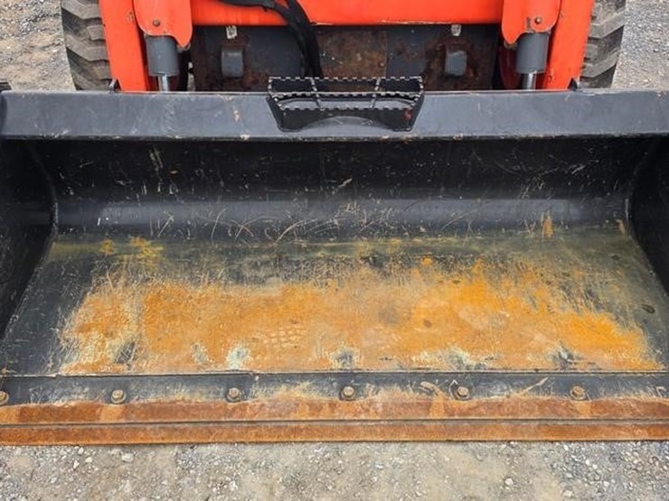 2016-kubota-ssv65-image-34
