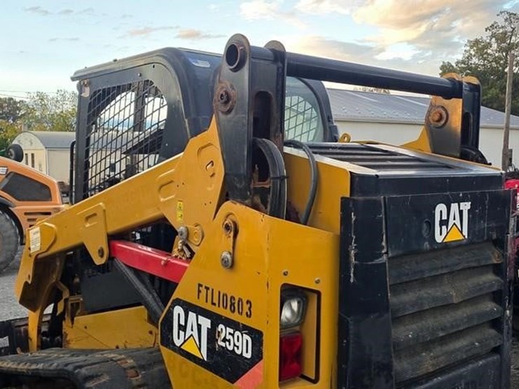 caterpillar-259d-image-22