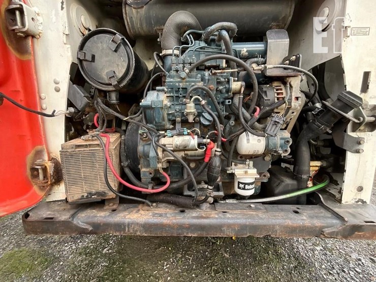 2010-bobcat-t650-image-26