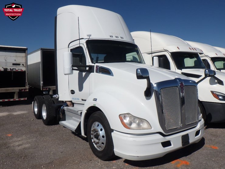 2020-kenworth-t680-image-3