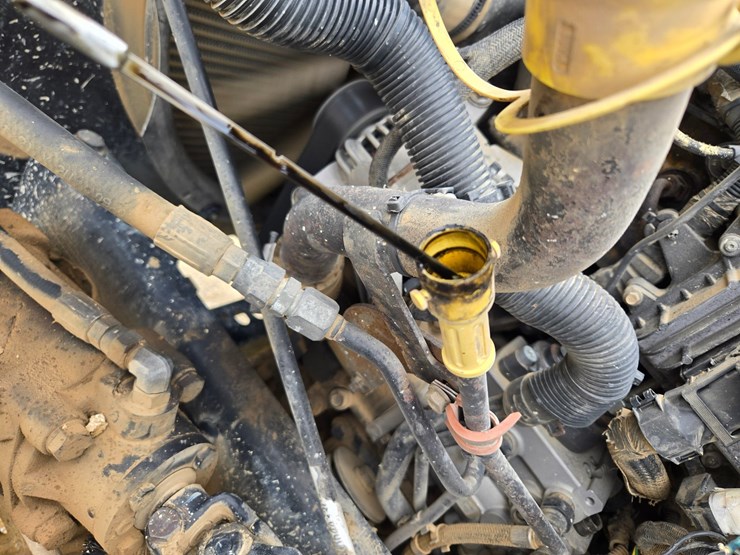 2012-caterpillar-ct660-image-49