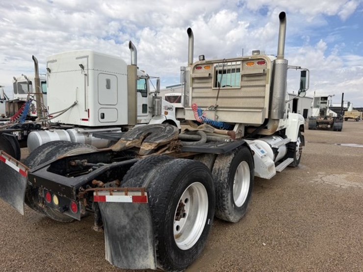 2004-mack-ch613-image-6
