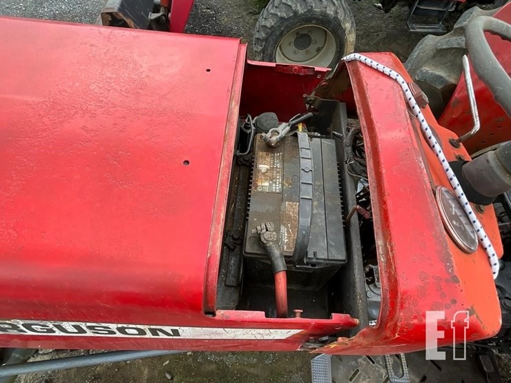 massey-ferguson-240-image-17