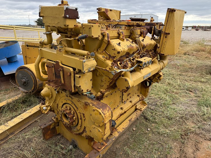 caterpillar-d379-image-3