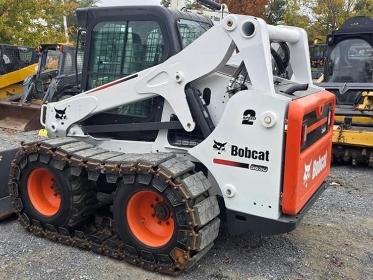 2012-bobcat-s650-image-4