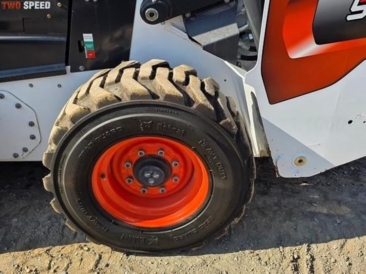 2020-bobcat-s76-image-23