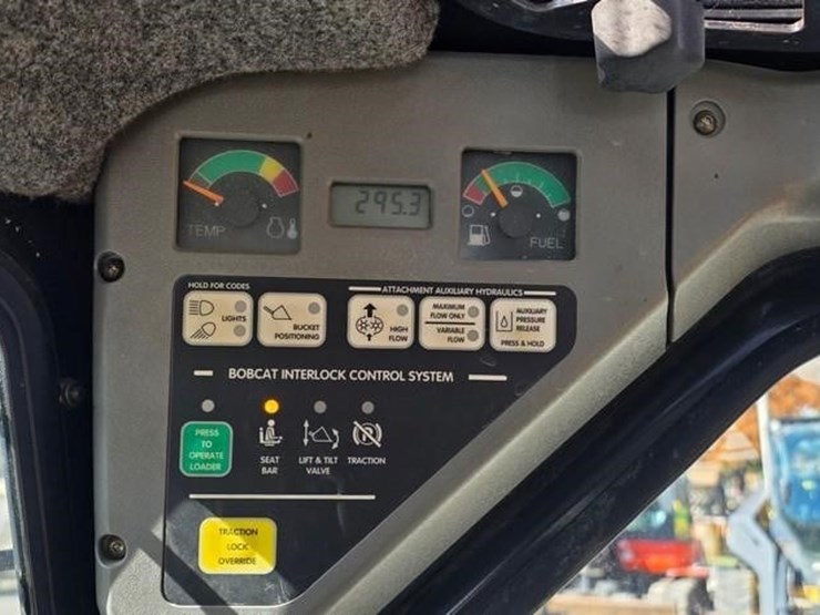 1999-bobcat-773g-image-62
