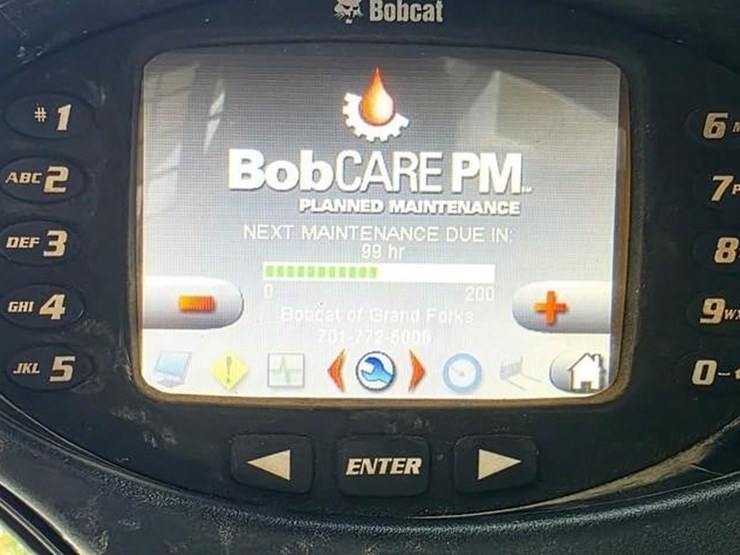 2012-bobcat-s650-image-64
