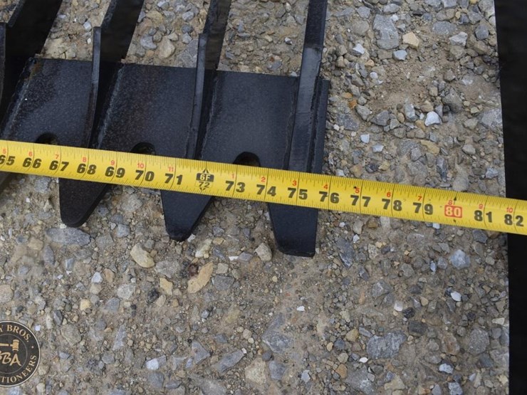 kit-containers-grapple-bucket-attachment-47506-image-4